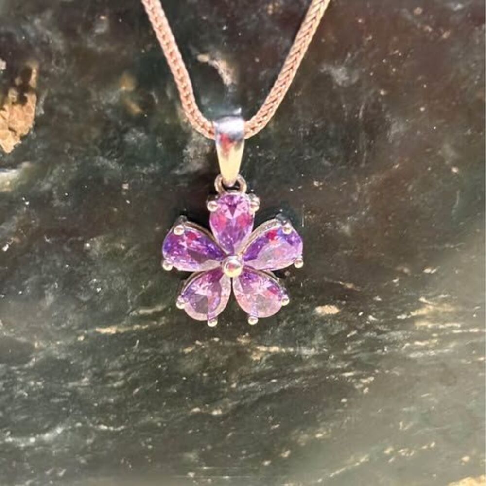 925 Sterling Silver Purple Amethyst Flower Pendant Necklace